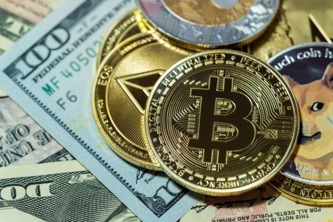 چرا ارز فیات بیشتر از رمزنگاری گیج کننده است؟